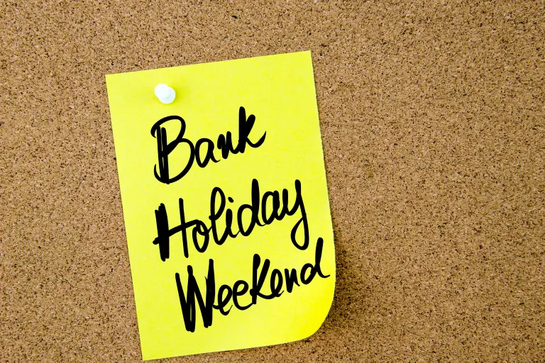 In stick notes written bank holiday weekend means to bank holidays in saturday